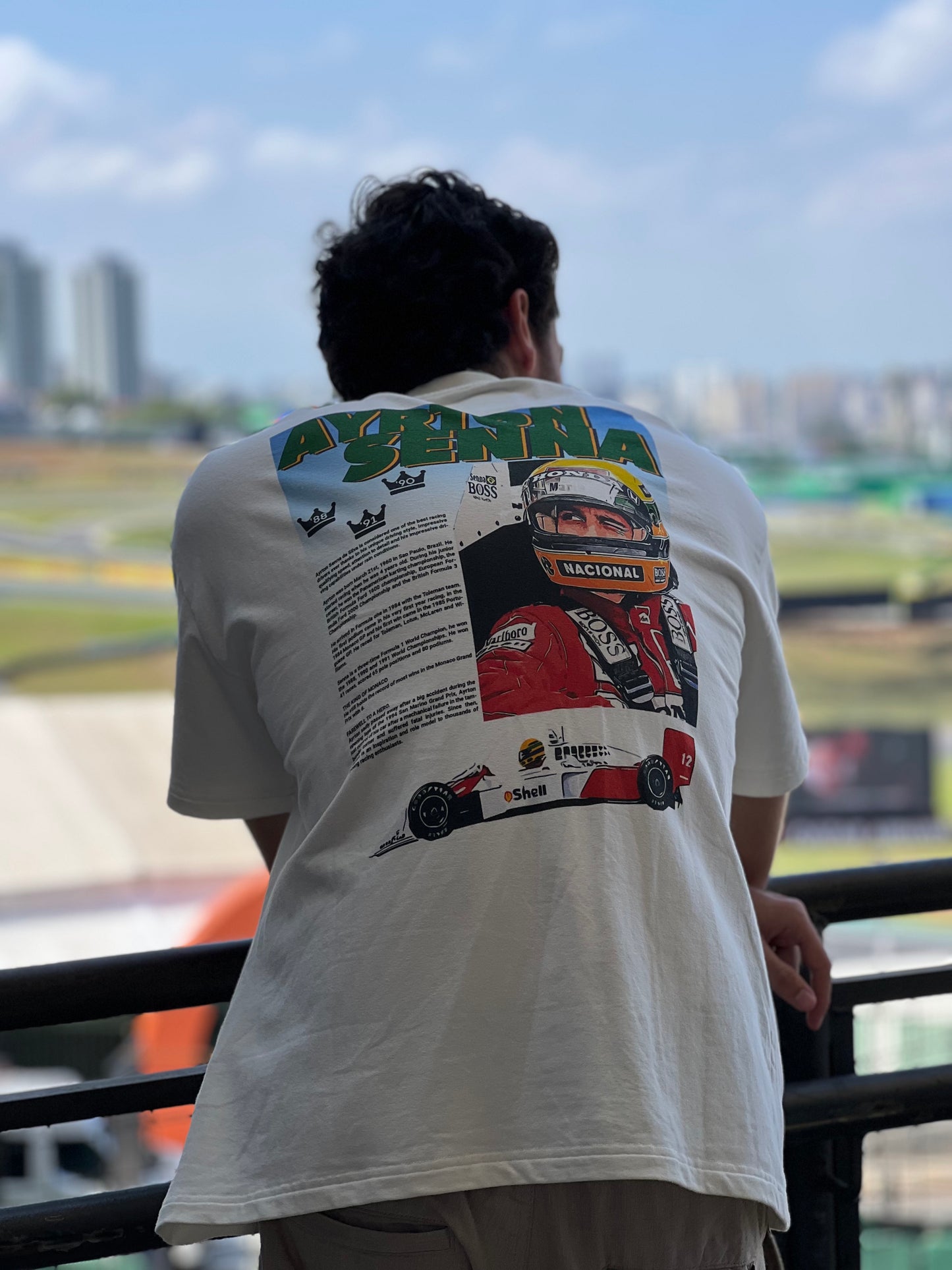 Oversized: Ayrton Senna